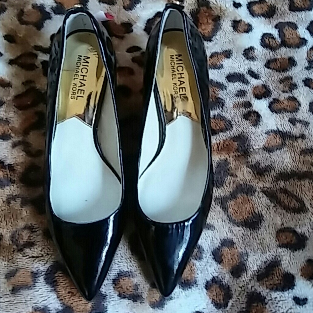 Miheal kors ladies shoes
